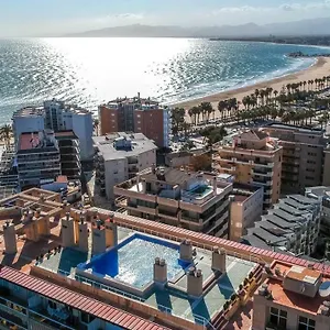 De Luxe Con Piscina Apartamento