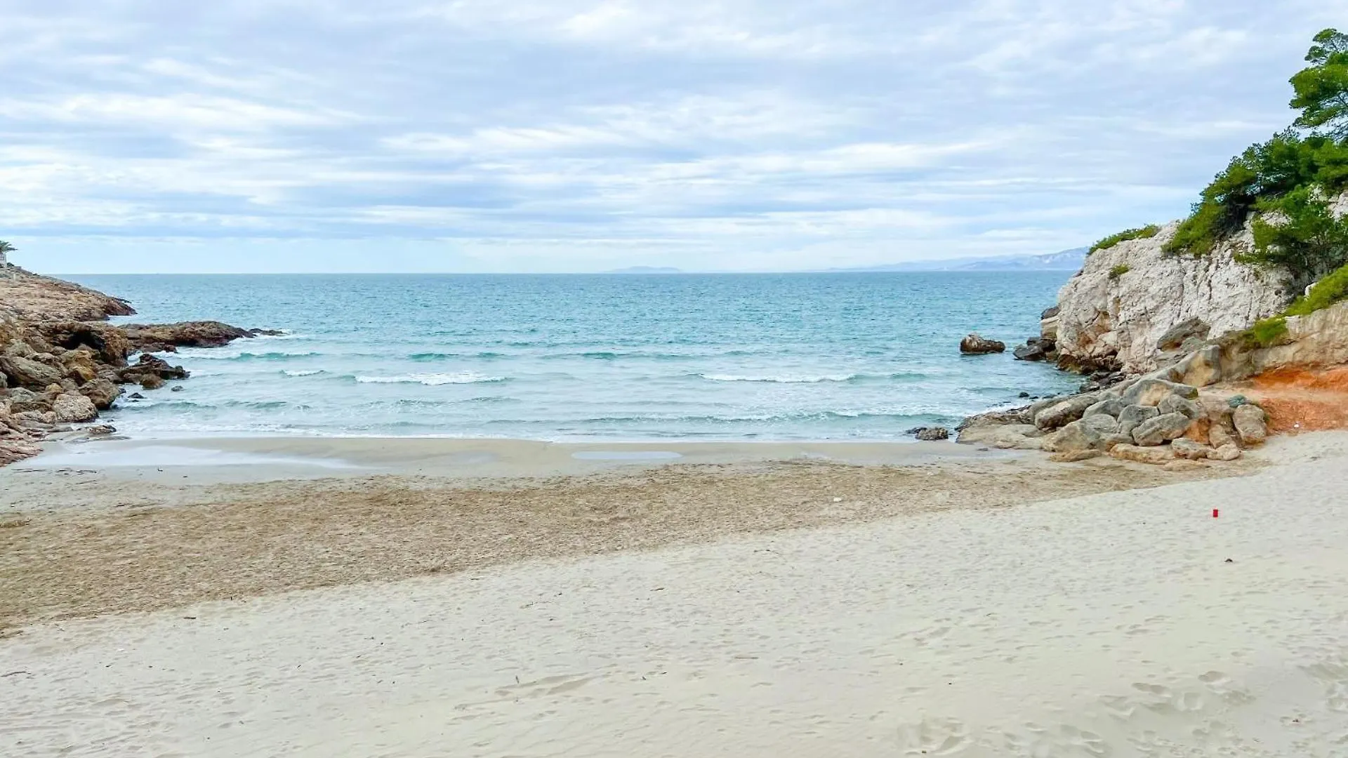 Apartment Cap Salou Salacia Beach Front Studio New